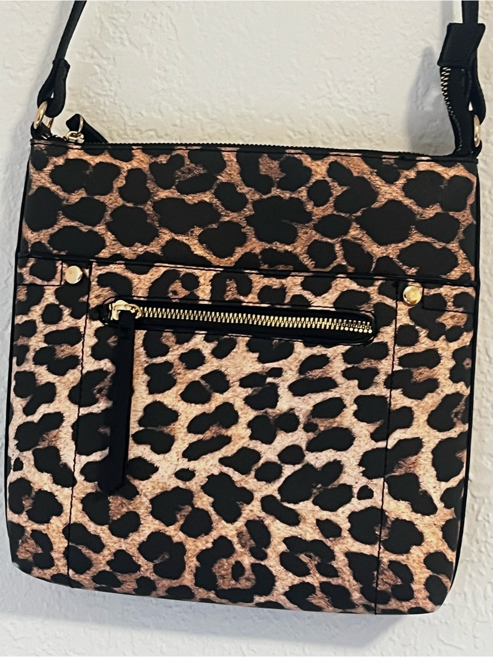 Leopard Print Crossbody Bag - Picture 2 of 4
